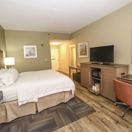 Hampton Inn Cincinnati Eastgate Екстериор снимка