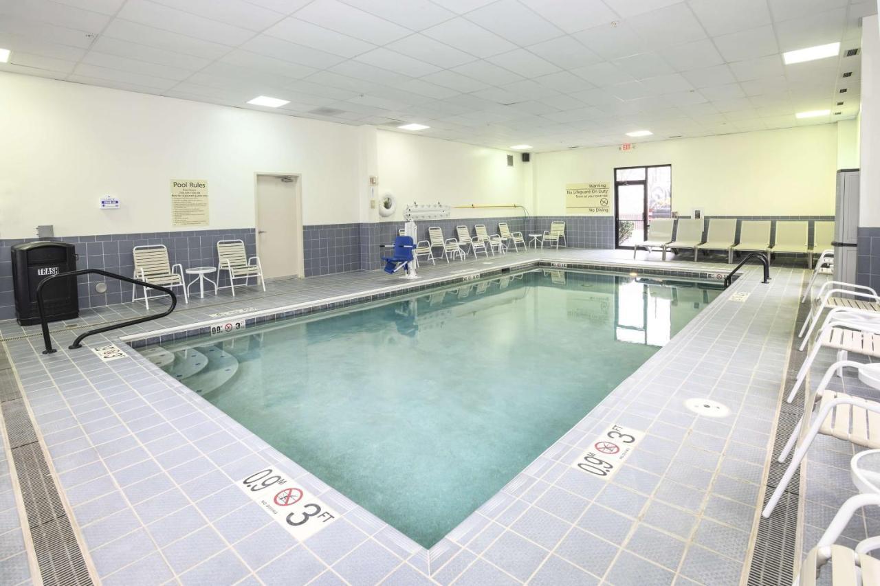 Hampton Inn Cincinnati Eastgate Екстериор снимка