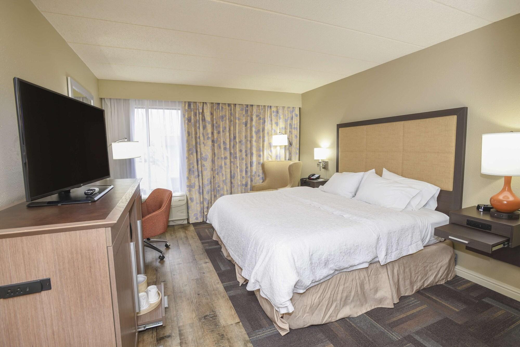 Hampton Inn Cincinnati Eastgate Екстериор снимка