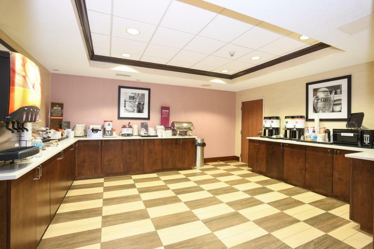 Hampton Inn Cincinnati Eastgate Екстериор снимка